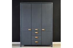 Шкаф для одежды Мадейра 3 двери