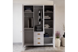 Шкаф для одежды Мадейра 3 двери